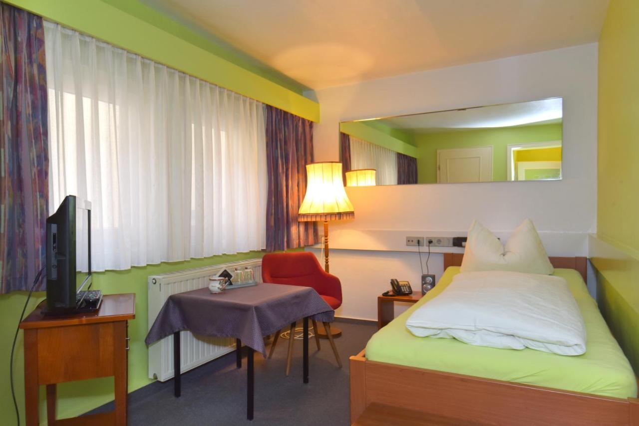 Hotel Goldene Sonne Arnstadt Kültér fotó