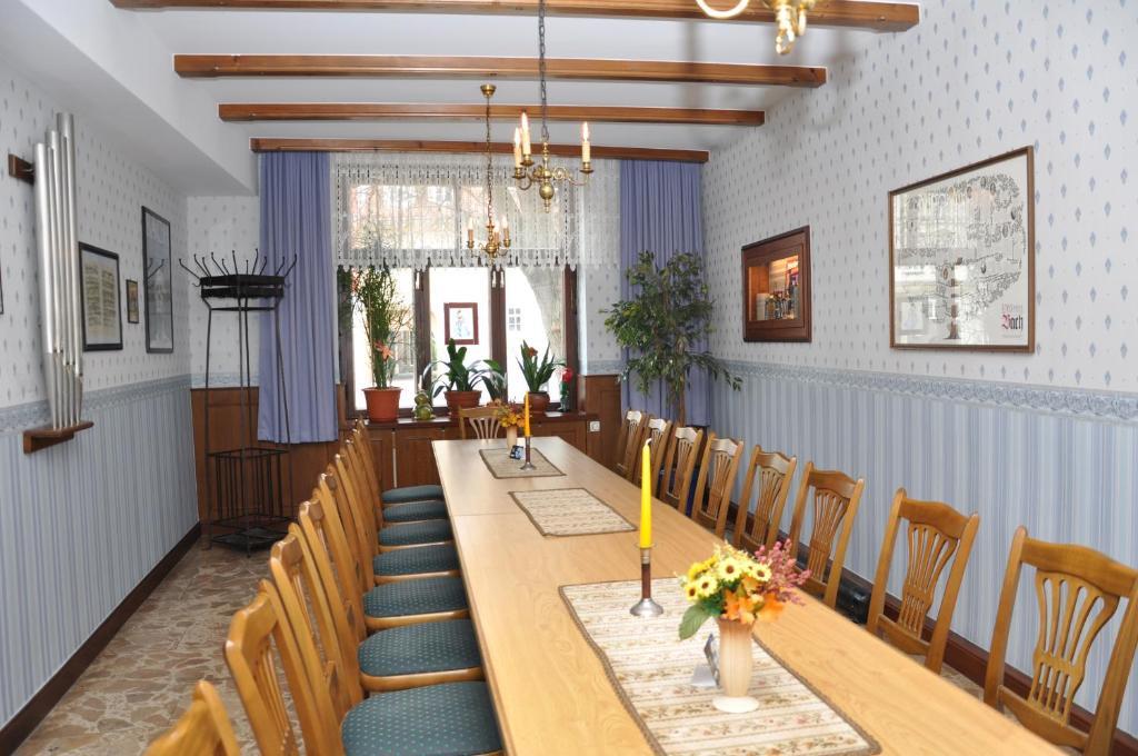 Hotel Goldene Sonne Arnstadt Kültér fotó